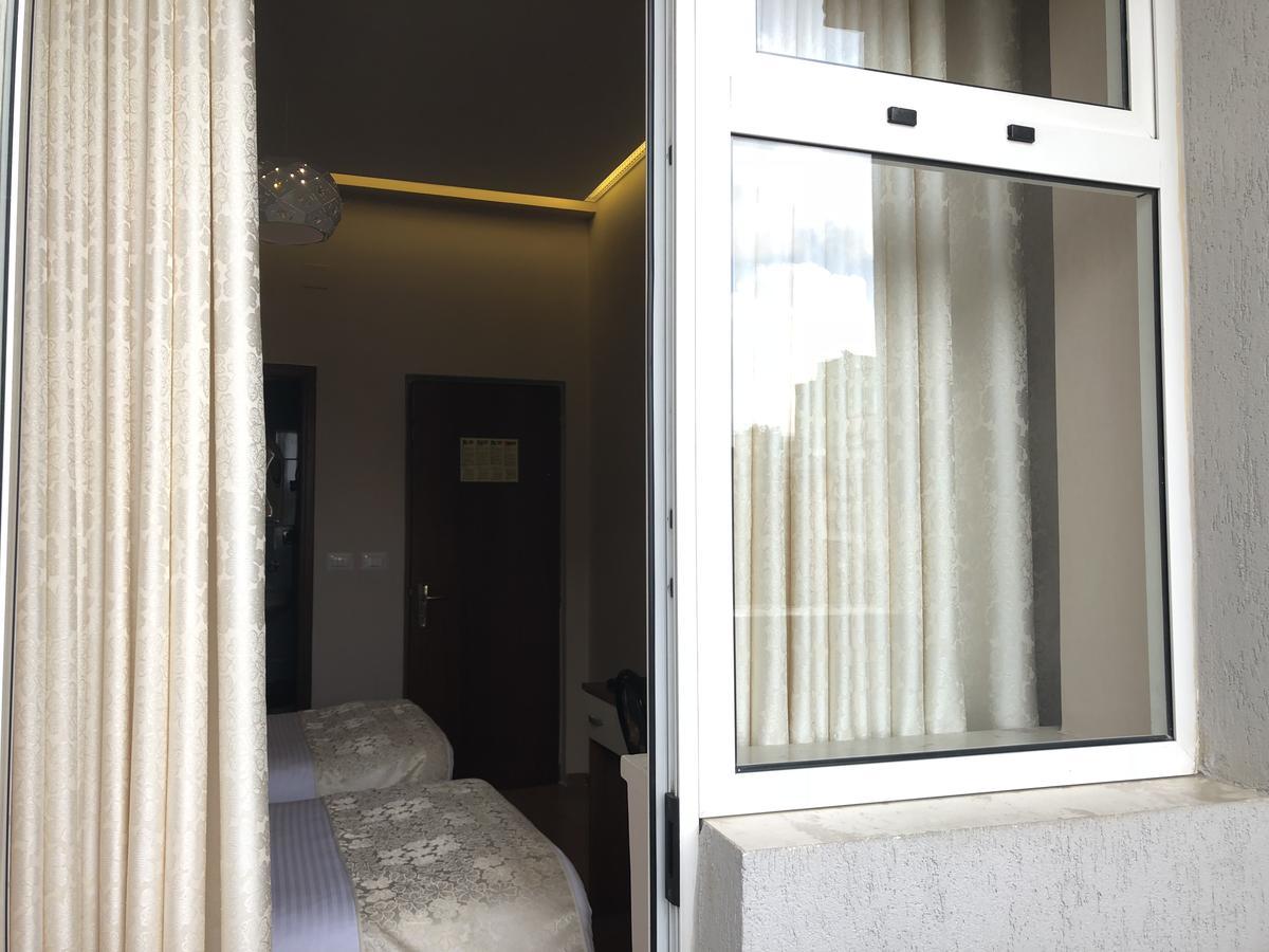 Hotel Palma Tirana Exteriér fotografie
